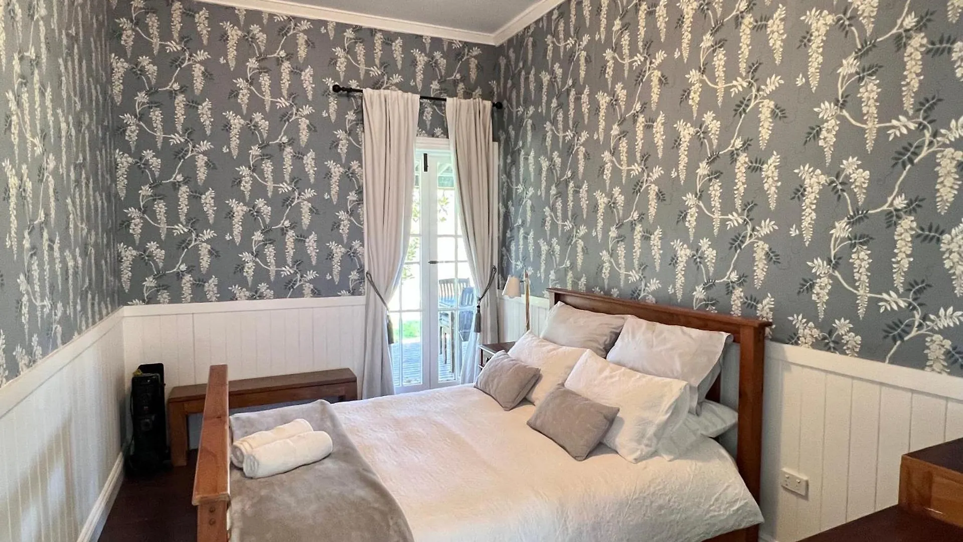 The Cottage Farm Stay - Grandchester
